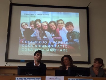 allistituto-ponti-di-gallarate-per-presentare-a-un-incontro-i-risultati-e-i-progetti-di-coderdojo-varese-nel-2015