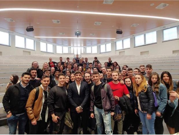 WhatsApp Image 2019-05-15 at 11.15.09.jpeg